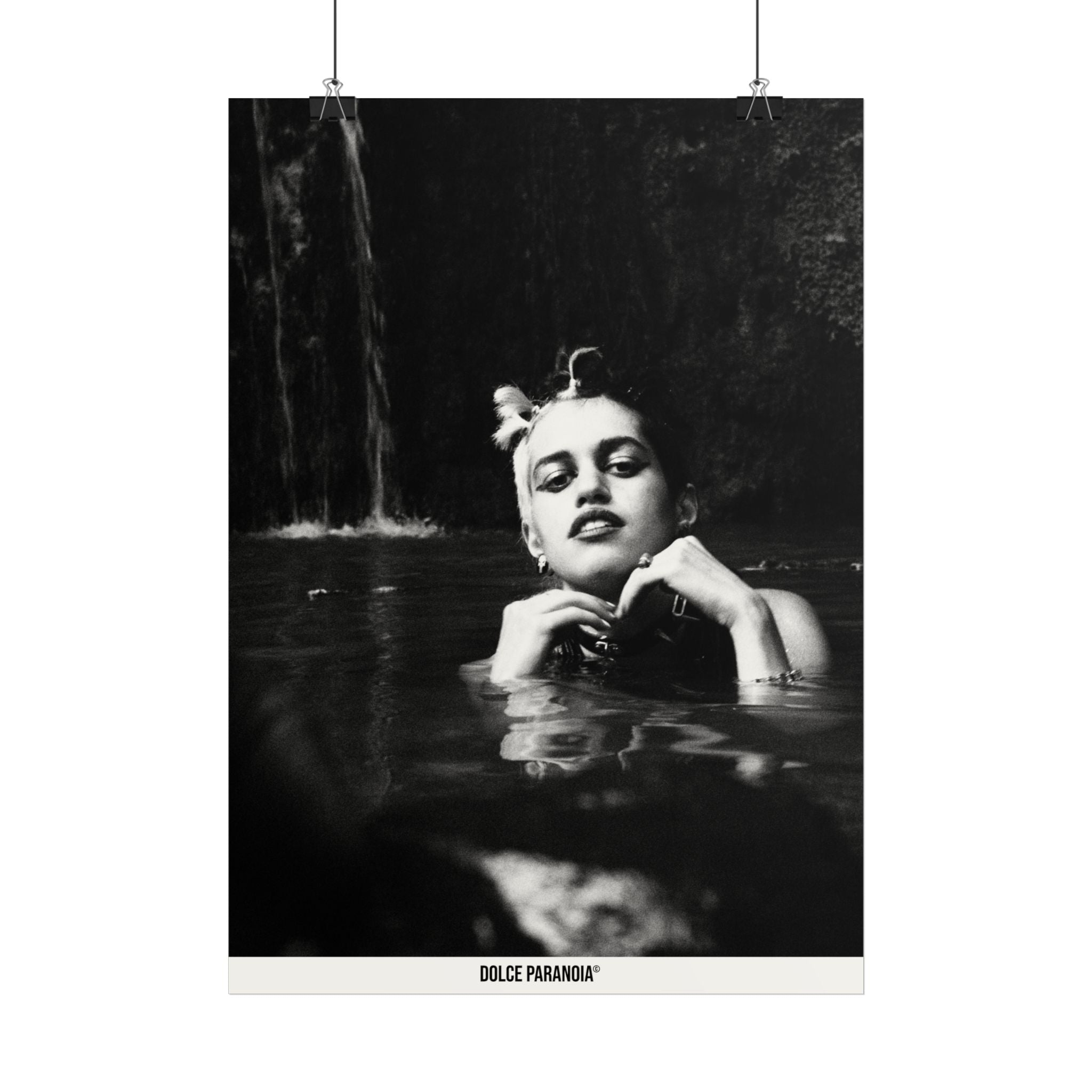 Black & White Retro Poster - Miriam